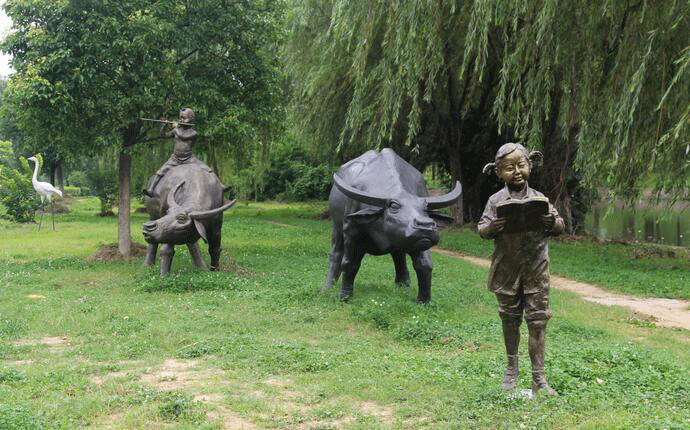 仿銅玻璃鋼雕塑制作.gif 仿銅玻璃鋼雕塑制作.gif