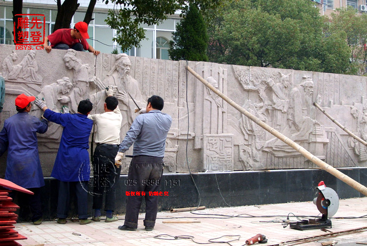 ���͸��ܡ������󆢡����׸����OӋ��˾�����OӋ��˾